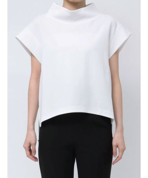 ELENDEEK（エレンディーク）の「オフネックカットソー（Tシャツ/カットソー・レディース・オフホワイト/ブラック/ネイビー・FREE）」の8枚目の写真