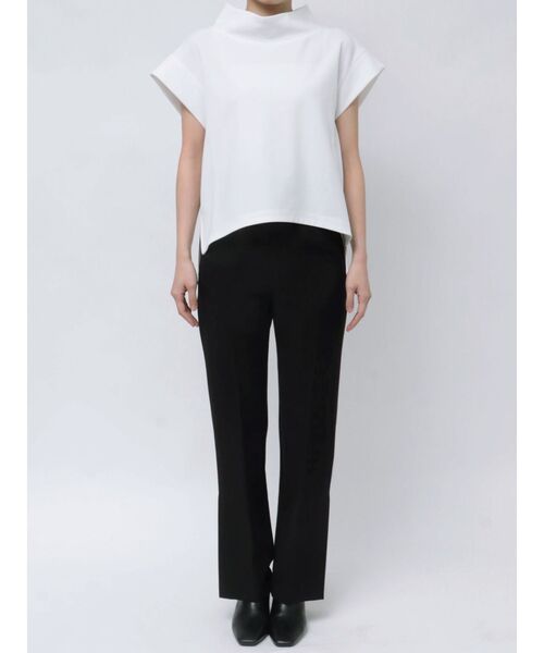 ELENDEEK（エレンディーク）の「オフネックカットソー（Tシャツ/カットソー・レディース・オフホワイト/ブラック/ネイビー・FREE）」の15枚目の写真