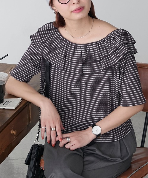 BONLECILL（ボンルシール）の「2WayサーマルフリルT（Tシャツ/カットソー・レディース・ブラック系1/グレー系1/アイボリー/ブラック/ホワイト×ブラック・FREE）」の14枚目の写真