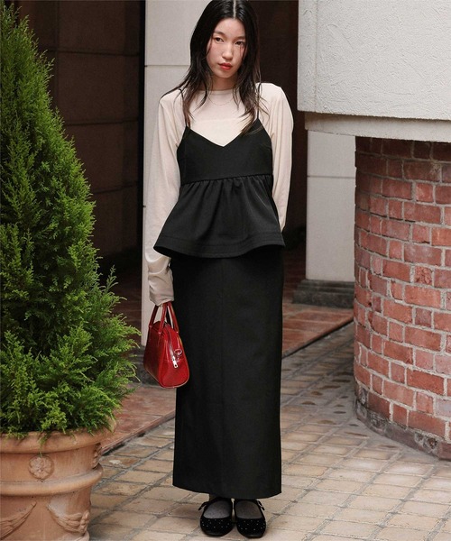 titivate(ティティベイト)の「Vネックペプラムキャミソールトップス(キャミソール・レディース・ネイビー/ベージュ/ブラウン/ブラック・M/S/L)」の14枚目の写真