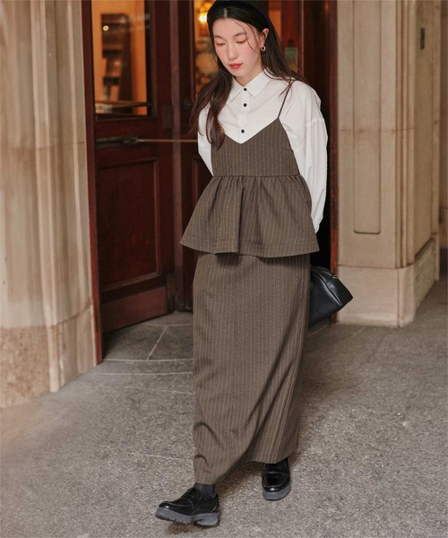 titivate(ティティベイト)の「Vネックペプラムキャミソールトップス(キャミソール・レディース・ネイビー/ベージュ/ブラウン/ブラック・M/S/L)」の20枚目の写真