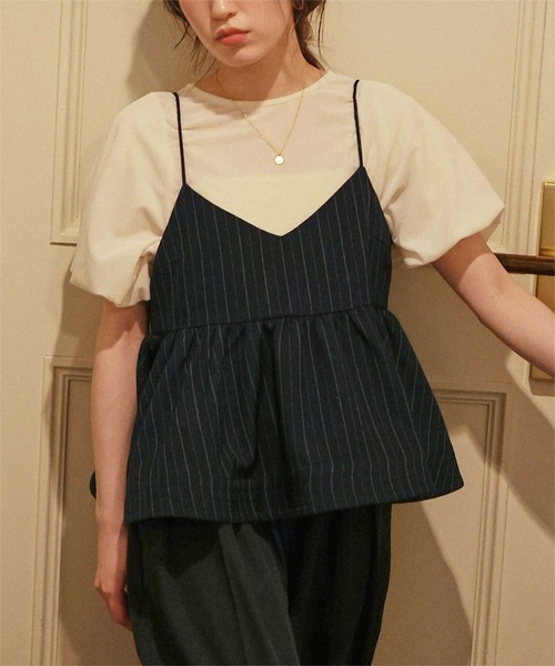 titivate(ティティベイト)の「Vネックペプラムキャミソールトップス(キャミソール・レディース・ネイビー/ベージュ/ブラウン/ブラック・M/S/L)」の6枚目の写真