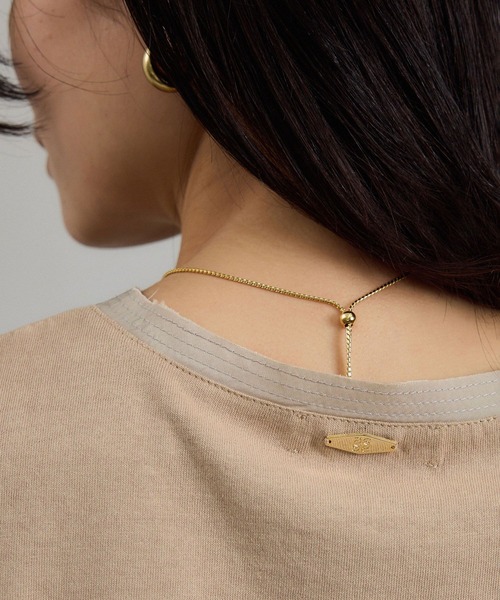 SALON adam et rope'(サロン アダム エ ロペ)の「ビンテージライクオーバーダイプランジネックプルーバー(タンクトップ・レディース・ベージュ系その他/グレー・FREE)」の7枚目の写真