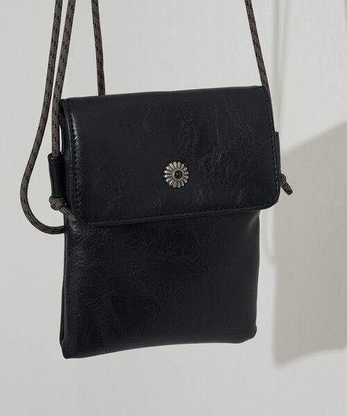 CIAOPANIC(チャオパニック)の「フェイクレザーサコッシュ(ショルダーバッグ・レディース・ブラウン/ブラック・FREE)」の7枚目の写真