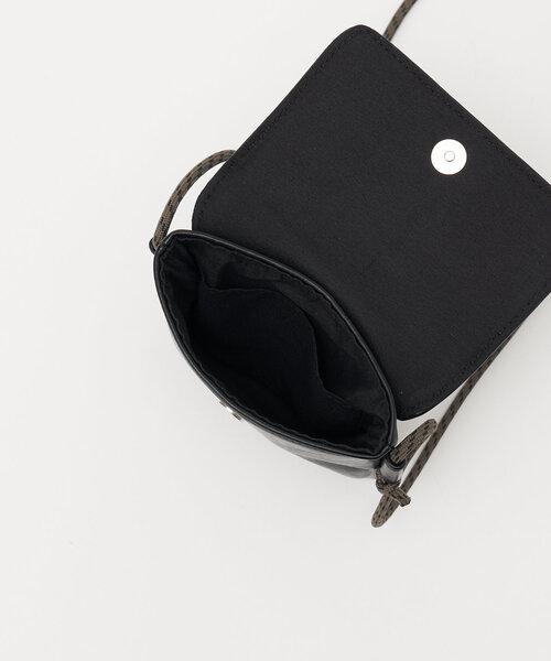 CIAOPANIC(チャオパニック)の「フェイクレザーサコッシュ(ショルダーバッグ・レディース・ブラウン/ブラック・FREE)」の11枚目の写真