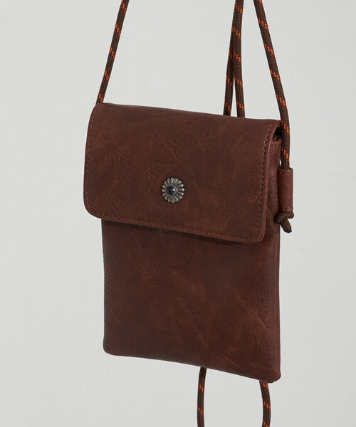 CIAOPANIC(チャオパニック)の「フェイクレザーサコッシュ(ショルダーバッグ・レディース・ブラウン/ブラック・FREE)」の20枚目の写真