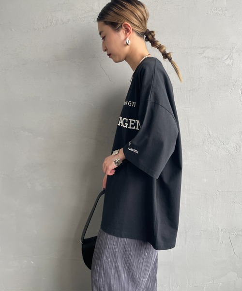 Volkswagen（フォルクスワーゲン）の「[VOLKSWAGEN×JEANS FACTORY/フォルクスワーゲン×ジーンズファクトリー] VOLKSWAGEN コラボレーション レーシング プリントＴシャツ（Tシャツ/カットソー・レディース・ブラック/ホワイト・M/L/S）」の11枚目の写真