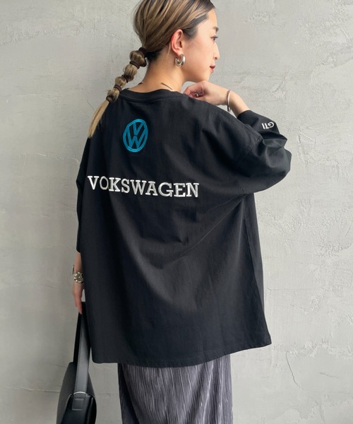 Volkswagen（フォルクスワーゲン）の「[VOLKSWAGEN×JEANS FACTORY/フォルクスワーゲン×ジーンズファクトリー] VOLKSWAGEN コラボレーション レーシング プリントＴシャツ（Tシャツ/カットソー・レディース・ブラック/ホワイト・M/L/S）」の9枚目の写真