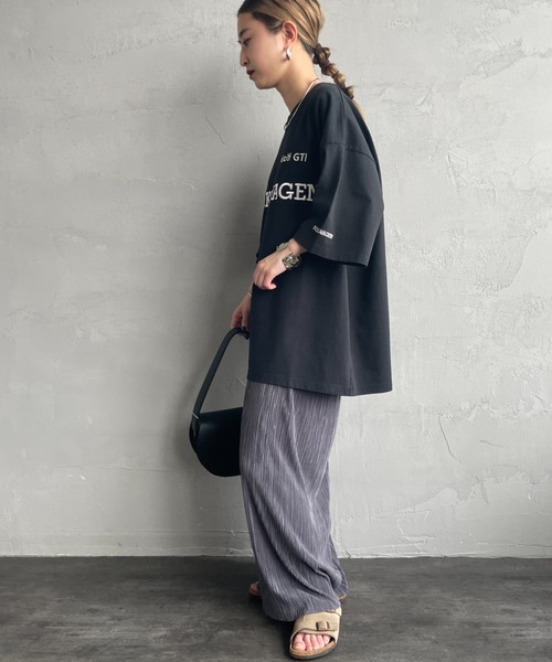 Volkswagen（フォルクスワーゲン）の「[VOLKSWAGEN×JEANS FACTORY/フォルクスワーゲン×ジーンズファクトリー] VOLKSWAGEN コラボレーション レーシング プリントＴシャツ（Tシャツ/カットソー・レディース・ブラック/ホワイト・M/L/S）」の7枚目の写真