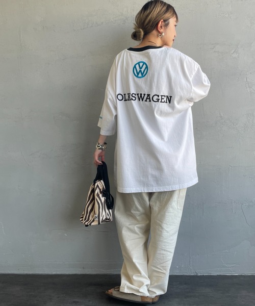 Volkswagen（フォルクスワーゲン）の「[VOLKSWAGEN×JEANS FACTORY/フォルクスワーゲン×ジーンズファクトリー] VOLKSWAGEN コラボレーション レーシング プリントＴシャツ（Tシャツ/カットソー・レディース・ブラック/ホワイト・M/L/S）」の16枚目の写真