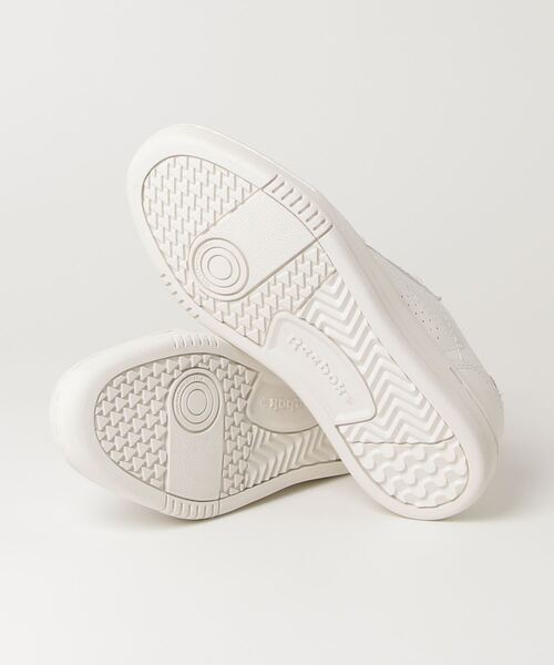 Reebok(リーボック)の「LT コート / LT COURT(スニーカー・メンズ・ホワイト/オフホワイト・22.5cm/23.0cm/23.5cm/24.5cm/24.0cm/25.0cm/25.5cm/26.0cm/26.5cm/27.0cm/27.5cm/28.0cm/28.5cm/29.0cm/30.0cm)」の4枚目の写真
