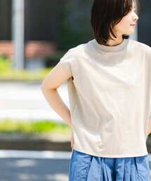 フレンチスリーブカットソー