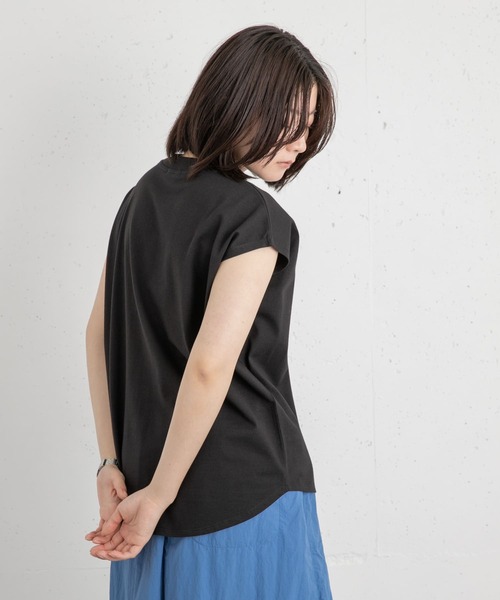 EKAL(エカル)の「フレンチスリーブカットソー(Tシャツ/カットソー・レディース・ブラック/ブルー系その他/ホワイト/ベージュ系その他・ONE)」の19枚目の写真