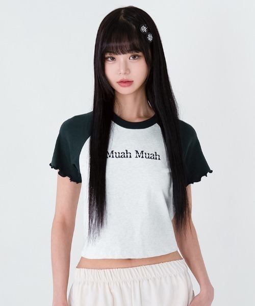 muahmuah(ムーアムーア)の「A'GEM/9 × .kom 『muah muah/ムーアムーア』STITCH RAGLAN FRILL HALF T-Shirt ステッチラグラン フリルハーフ Tシャツ(Tシャツ/カットソー・レディース・グレー/ホワイト/ピンク・FREE)」の9枚目の写真