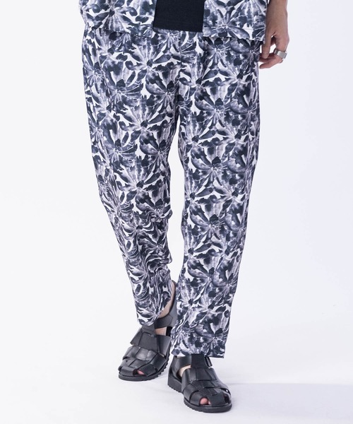 JOHN'S CLOSET(ジョンズクローゼット)の「【3】とろみジョーゼットマルチパターン 総柄プリント イージーパンツ ストレッチ/接触冷感/吸水速乾/UVカット(その他パンツ・メンズ・その他1/その他2/その他3/その他5/その他4/その他6・MEDIUM/LARGE/X-LARGE)」の21枚目の写真