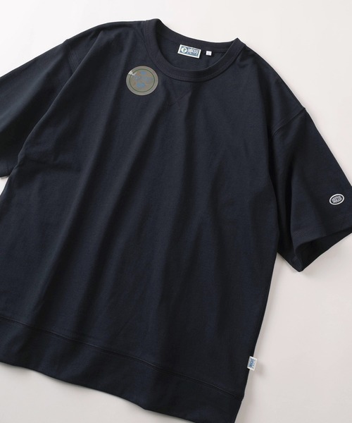 DISCUS（ディスカス）の「【71】【DISCUS/ディスカス】USAコットンブレンド オーバルワッペン ワンポイント刺繍＆ピスネームタグデザイン 半袖スウェットTシャツ（Tシャツ/カットソー・メンズ・アッシュグレー/ブラック/ネイビー/ホワイト/ブルーグレー/グレイッシュベージュ/チャコールグレー/グリーン・XL/L/M）」の8枚目の写真