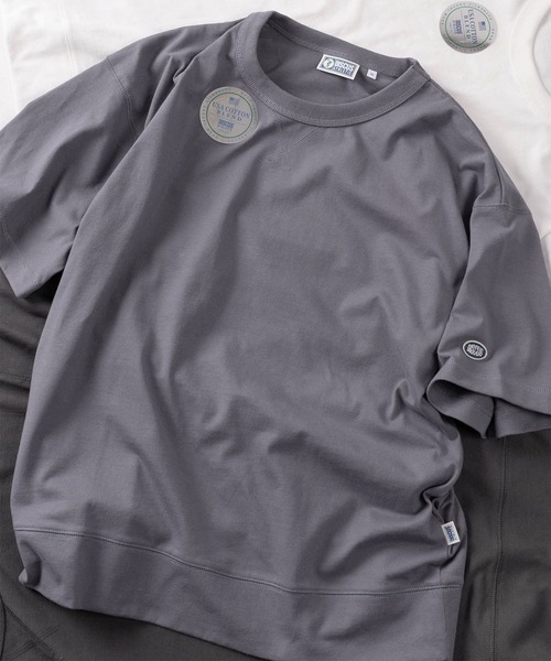 DISCUS（ディスカス）の「【71】【DISCUS/ディスカス】USAコットンブレンド オーバルワッペン ワンポイント刺繍＆ピスネームタグデザイン 半袖スウェットTシャツ（Tシャツ/カットソー・メンズ・アッシュグレー/ブラック/ネイビー/ホワイト/ブルーグレー/グレイッシュベージュ/チャコールグレー/グリーン・XL/L/M）」の5枚目の写真