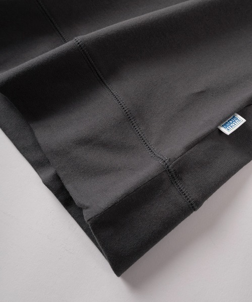 DISCUS（ディスカス）の「【71】【DISCUS/ディスカス】USAコットンブレンド オーバルワッペン ワンポイント刺繍＆ピスネームタグデザイン 半袖スウェットTシャツ（Tシャツ/カットソー・メンズ・アッシュグレー/ブラック/ネイビー/ホワイト/ブルーグレー/グレイッシュベージュ/チャコールグレー/グリーン・XL/L/M）」の13枚目の写真