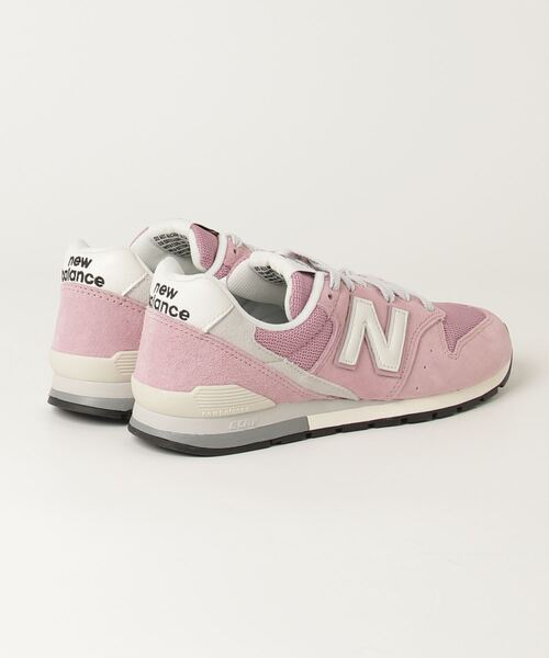 NEW BALANCE（ニューバランス）の「996（スニーカー・レディース・ピンク/ブラック/イエロー/オフホワイト・24.0cm/25.5cm/24.5cm/27.0cm/29.0cm/27.5cm/22.5cm/28.0cm/28.5cm/23.5cm/26.5cm/23.0cm/25.0cm/26.0cm）」の13枚目の写真