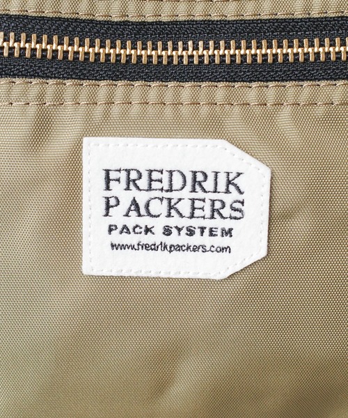 FREDRIK PACKERS(フレドリックパッカーズ)の「【FREDRIK PACKERS】420D SNUG SHOULDER BAG <M> 420デニール スナッグ ショルダー バッグ Mサイズ(ショルダーバッグ・レディース・ブラック/カーキ・MEDIUM)」の15枚目の写真