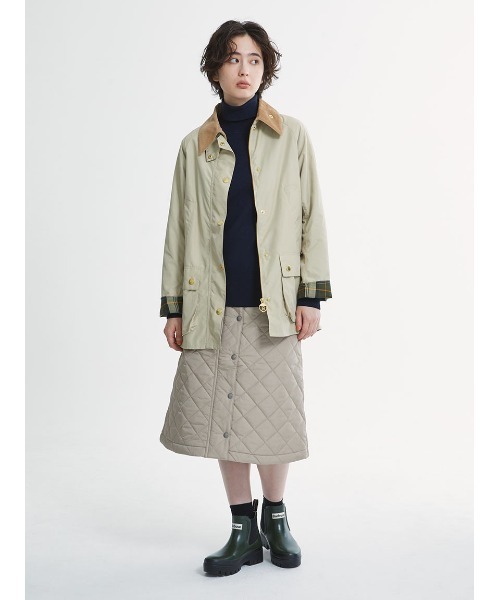Barbour(バブアー)の「BEDALE キルティング スカート"Japan Exclusive"(スカート・レディース・カーキ/ブラック/ベージュ・MEDIUM/SMALL)」の4枚目の写真