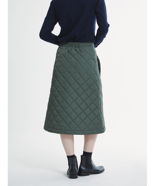 Barbour(バブアー)の「BEDALE キルティング スカート"Japan Exclusive"(スカート・レディース・カーキ/ブラック/ベージュ・MEDIUM/SMALL)」の11枚目の写真