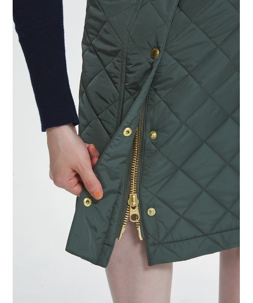 Barbour(バブアー)の「BEDALE キルティング スカート"Japan Exclusive"(スカート・レディース・カーキ/ブラック/ベージュ・MEDIUM/SMALL)」の17枚目の写真