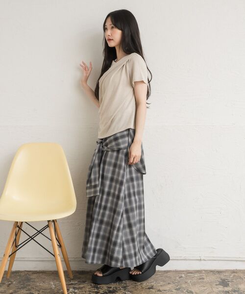 RETRO GIRL（レトロガール）の「ドレープラメCT（Tシャツ/カットソー・レディース・ブルー/ブラウン/チャコールグレー/ナチュラル/ブラック・FREE）」の18枚目の写真