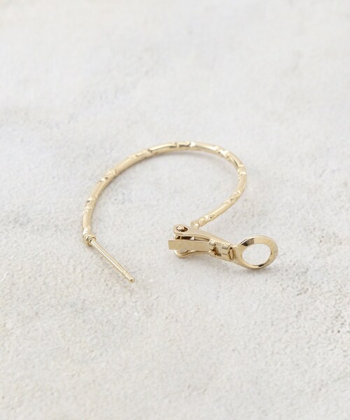 grove（グローブ）の「ニュアンスオーバルメタルピアス（ピアス（両耳用）・レディース・シルバー/ゴールド・00）」の5枚目の写真