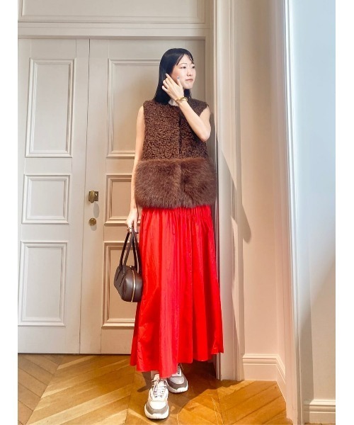 allureville（アルアバイル）の「ナイロンタフタシャーリングスカート（スカート・レディース・キャメル/レッド/ブラック・2）」の5枚目の写真