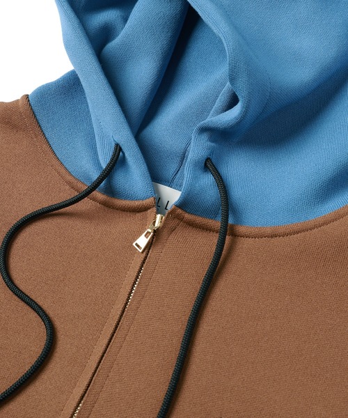 CULLNI（クルニ）の「Embroidery Patch Half Zip Knit Hoodie（パーカー・メンズ・グレー/ブラック/ブラウン/ネイビー・2/1/0）」の8枚目の写真