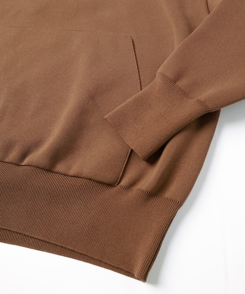 CULLNI（クルニ）の「Embroidery Patch Half Zip Knit Hoodie（パーカー・メンズ・グレー/ブラック/ブラウン/ネイビー・2/1/0）」の11枚目の写真