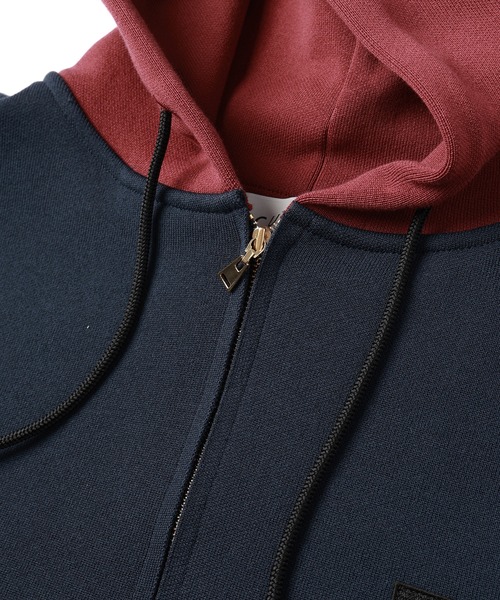 CULLNI（クルニ）の「Embroidery Patch Half Zip Knit Hoodie