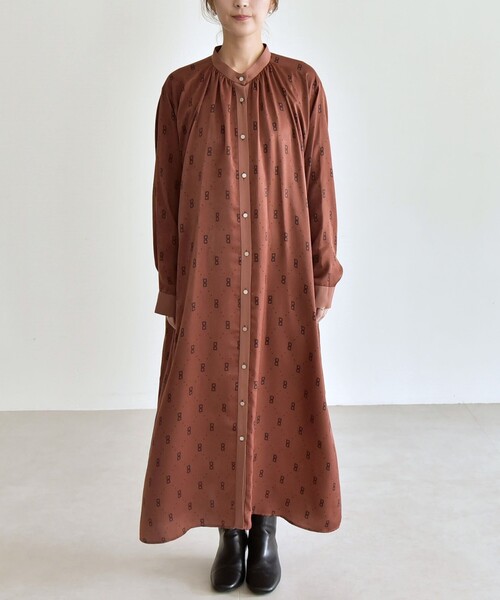 quaranciel:〈手洗い可能〉モノグラム ドット ロング シャツ