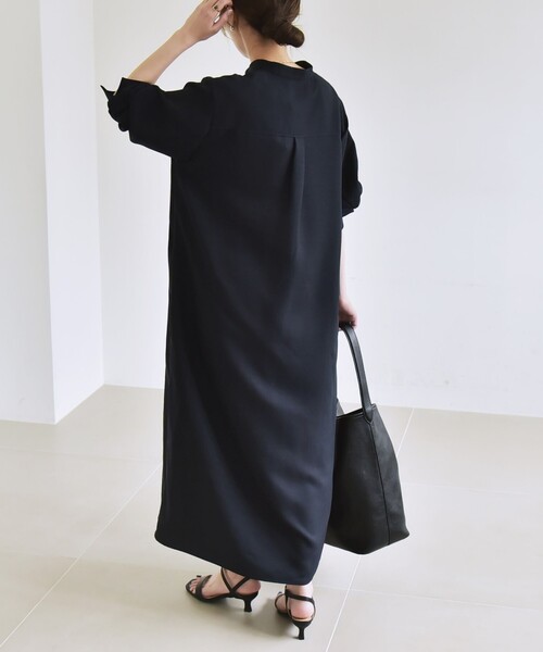 quaranciel(カランシエル)の「quaranciel:〈洗濯機可能〉ダブルクロス スタンドカラー ポケット シャツ ワンピース(シャツワンピース・レディース・ネイビー/キャメル・ONE SIZE)」の14枚目の写真