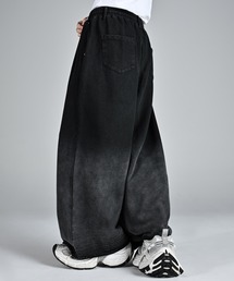 ADRER（アドラー）の「Heavy Weight Two tuck Sweat Pants / ヘビーウェイト2タックスウェットパンツ（スウェットパンツ）」