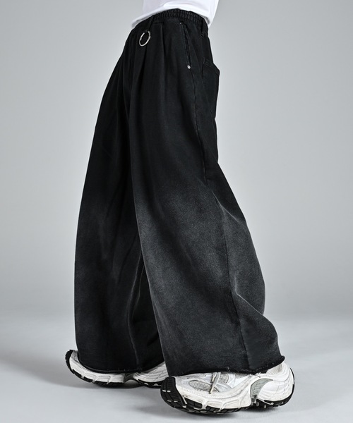 ADRER（アドラー）の「Heavy Weight Two tuck Sweat Pants / ヘビーウェイト2タックスウェットパンツ（スウェットパンツ・メンズ・ブラック/グレー/ブラック系1・S/XS/L/M）」の9枚目の写真