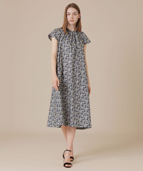MACKINTOSH LONDON（マッキントッシュ ロンドン）の「ウェーブプリントワンピース（ワンピース・レディース・ライトブルー/ピンク・38）」の6枚目の写真