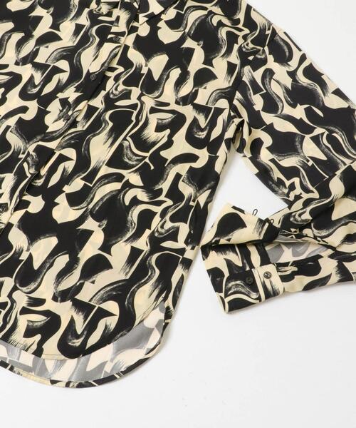 URBAN RESEARCH（アーバンリサーチ）の「SPRINTEX レトロプリントシャツ（シャツ/ブラウス・レディース・ブラック・FREE）」の14枚目の写真