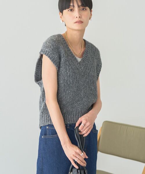 AMERICAN HOLIC（アメリカンホリック）の「【選べる丈】甘編みニットベスト（ベスト・レディース・チャコールグレー/グレイッシュベージュ/サーモンピンク・M/L）」の16枚目の写真
