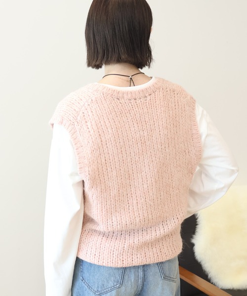 AMERICAN HOLIC（アメリカンホリック）の「【選べる丈】甘編みニットベスト（ベスト・レディース・チャコールグレー/グレイッシュベージュ/サーモンピンク・M/L）」の9枚目の写真