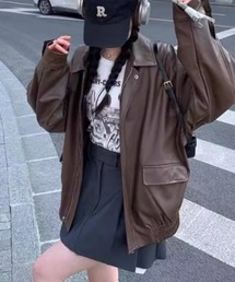 フェイクレザー襟付きジャケット
