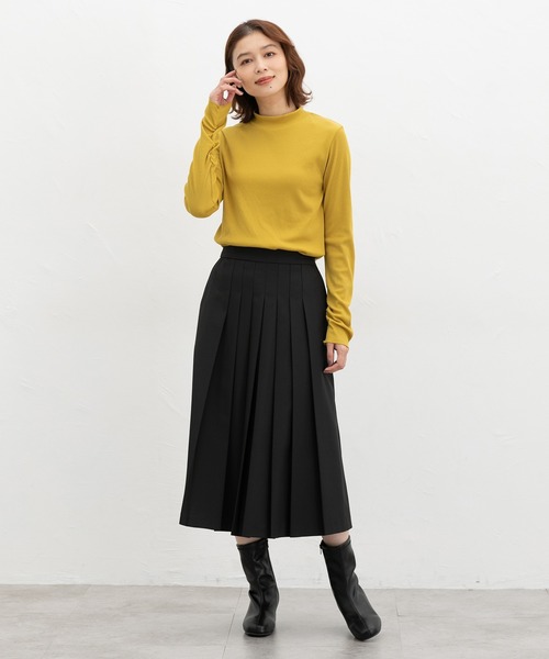 Honeys(ハニーズ)の「袖シャーリングハイネック(Tシャツ/カットソー・レディース・イエロー/ブラック/グレイッシュベージュ/ブルー/オフホワイト・M/L/S/LL)」の12枚目の写真