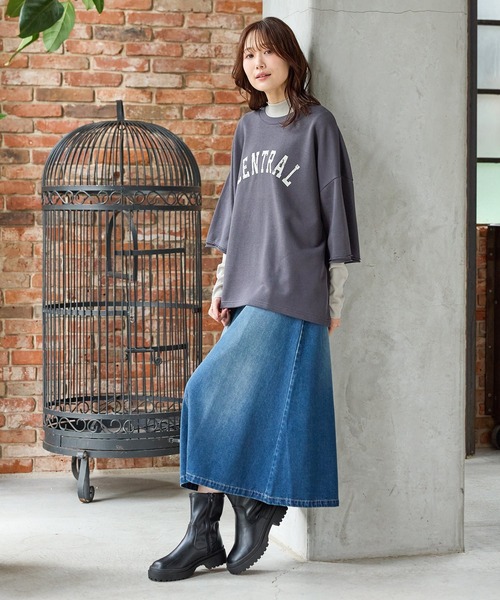 Honeys(ハニーズ)の「袖シャーリングハイネック(Tシャツ/カットソー・レディース・イエロー/ブラック/グレイッシュベージュ/ブルー/オフホワイト・M/L/S/LL)」の14枚目の写真