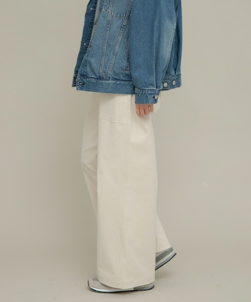 URBAN RESEARCH Sonny Label（アーバンリサーチサニーレーベル）の「コットンベイカーイージーパンツ（その他パンツ・レディース・アイボリー/チャコールグレー/ベージュ系その他・36/38）」の17枚目の写真