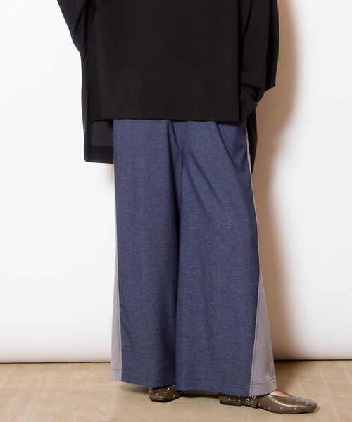 OSMOSIS(オズモーシス)の「バイカラーワイドパンツ(その他パンツ・レディース・ネイビー/ブルー/グレー・ONE SIZE)」の1枚目の写真