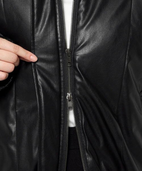 LOWRYS FARM（ローリーズファーム）の「ナカワタレザーブルゾン　571557（ブルゾン・レディース・ブラック/バーガンディー・FREE）」の12枚目の写真