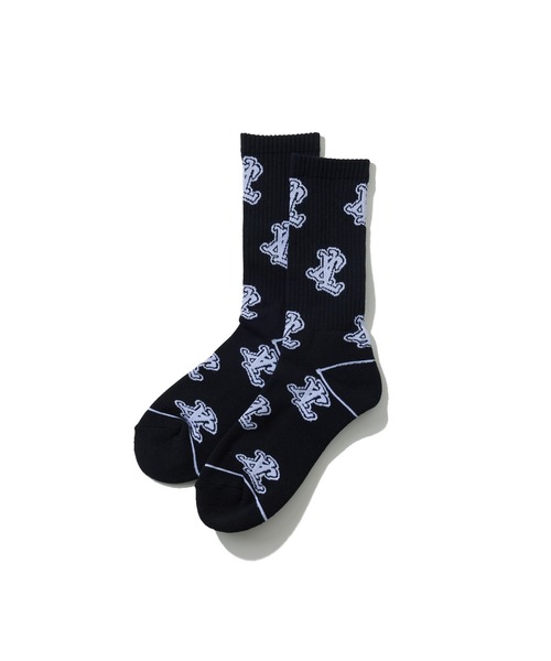 XLARGE(エクストララージ)の「ALLOVER LOGO SOCKS(ソックス/靴下・メンズ・ブルー/ブラック/ホワイト・ONE SIZE)」の3枚目の写真