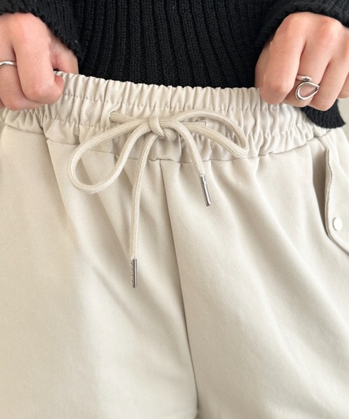 CLEA（クレア）の「イージーパラシュートカーゴパンツ（カーゴパンツ・レディース・ネイビー/ブラック/アイボリー/グレー・FREE）」の10枚目の写真