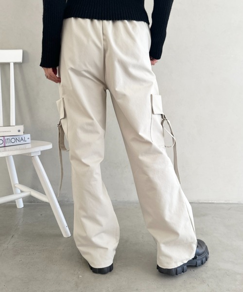 CLEA（クレア）の「イージーパラシュートカーゴパンツ（カーゴパンツ・レディース・ネイビー/ブラック/アイボリー/グレー・FREE）」の9枚目の写真
